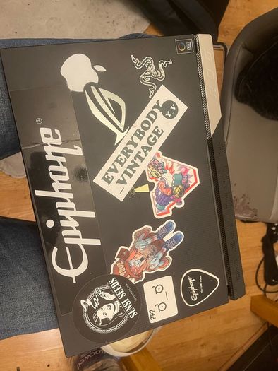 ASUS ROG Strix Scar 17 Gaming laptop for parts