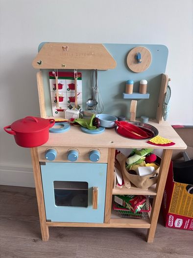 Little Dutch kitchen + accessories and Ooni kids pizza oven