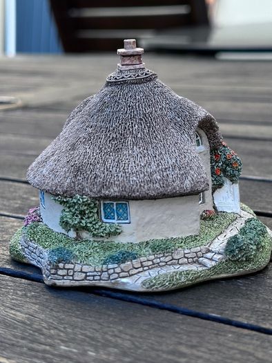 Lilliput Lane Cats Coombe Cottage