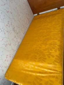 Free single bed base