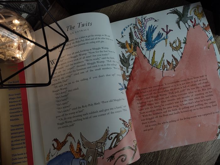 The Roald Dahl Treasury ! by Roald Dahl ! Beautiful Hardcover with Illustrations ! 2016 ! by Puffin !