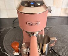 DeLonghi Dedica Duo espresso machine