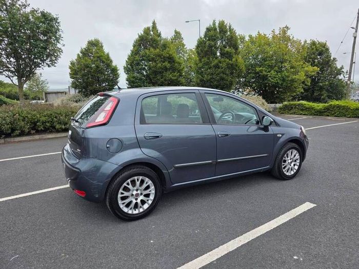 2010 Fiat Punto 1.2 With Tax and Nct