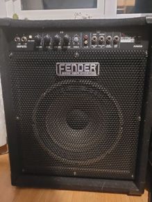 Fender Rumble 60 (bass amp)
