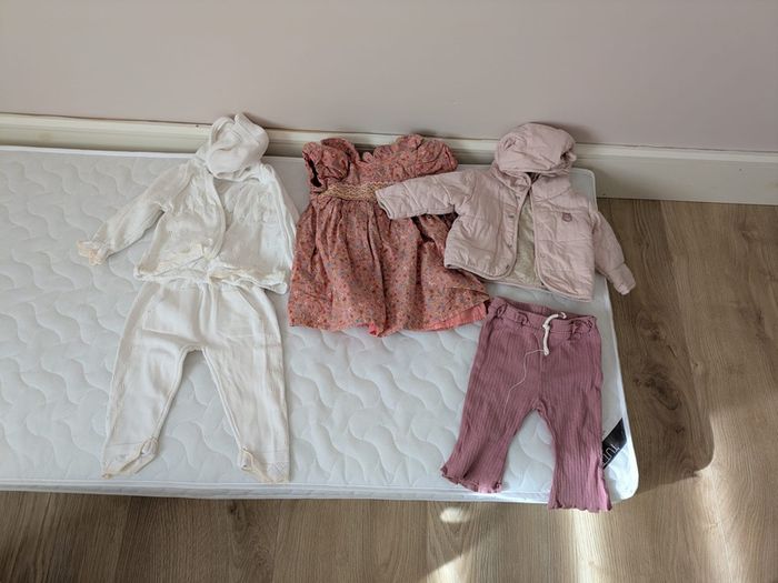 Baby girl clothes bundle 0-6 months