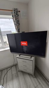 TCL c825 Ultra HD 120hz MiniLed TV. Like New