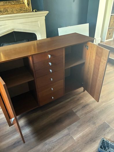 Sideboard