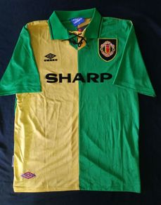 Man Utd (cantona 7 /retro) Jersey . Size XL