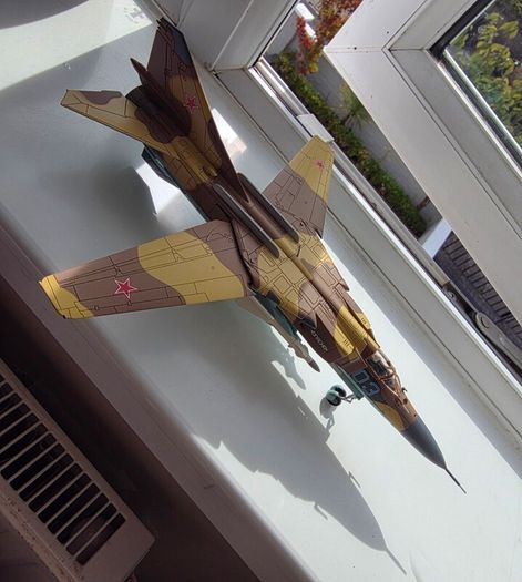Hobby Master Diecast - MIG-23 Flogger