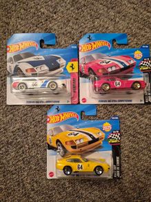 Hot Wheels Ferrari 365 GTB4 Competizione