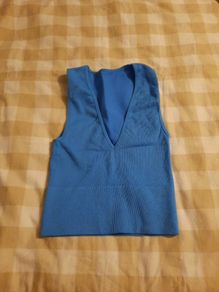 blue stretch gym top