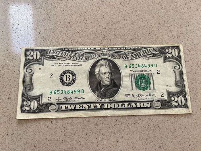 USA 1977 20 Dollars Banknotes Misaligned Border