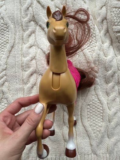 2018 Mattel Barbie Horse from Hugs N Horses Playset Pink Saddle Head Moves Used Please look at the pictures