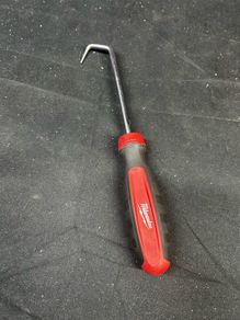 Milwaukee Hook Hose Pick