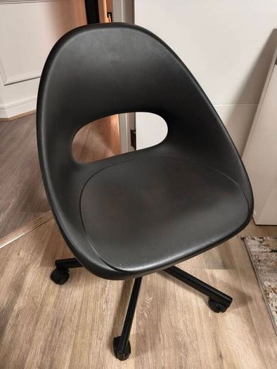 Plastic Swivel Chair - Ikea ELDBERGET