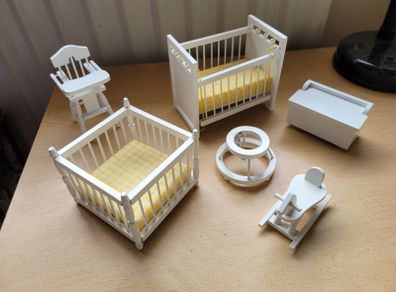 Dolls house furniture - Nursery - white