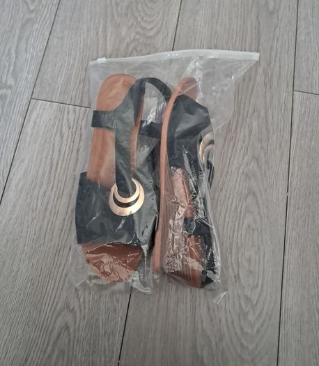 womens sandals