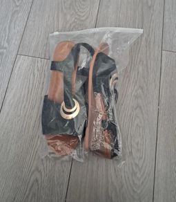 womens sandals