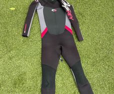 Wetsuit