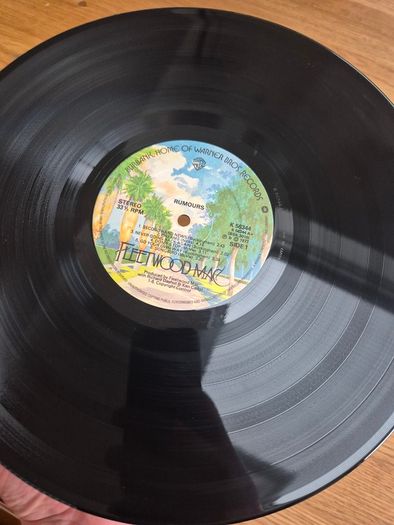 Fleetwood Mac Rumours 1977 UK 1st Press Textured Sleeve and Booklet