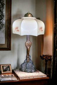 1930s Art Deco bronze/metal lamp with original shade