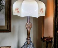 1930s Art Deco bronze/metal lamp with original shade