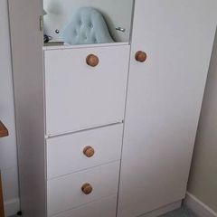 wardrobe