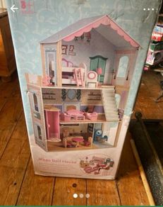 doll house