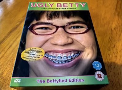 Brand New Ugly Betty Dvd Boxset S.1