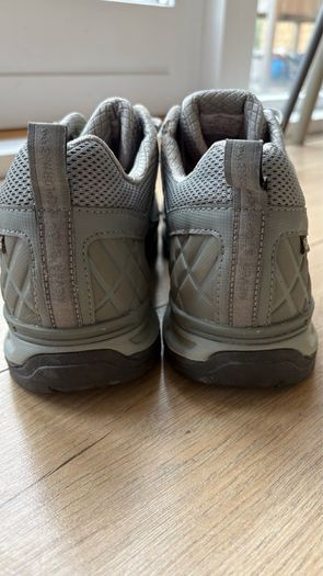 North Face low-cut hiking shoe GoreTex