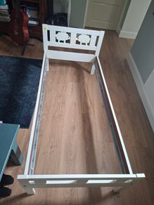 Junior bed frame