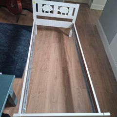 Junior bed frame