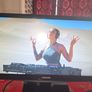 Samsung 19" TV Image 2