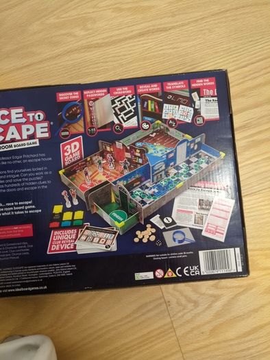Board game (age 8+)