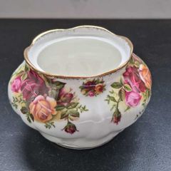 Royal Albert Old Country Roses Sugar Bowl