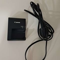 Canon Eos 2000d