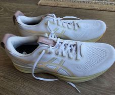 Brand New ASICS Gel-Kayano 32 - UK 13,  EU 49