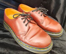Dr. Martens 10085 3-eye shoes