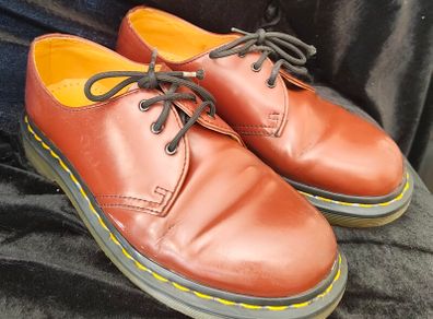 Dr. Martens 10085 3-eye shoes