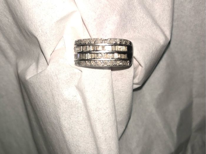 diamond ring silver band