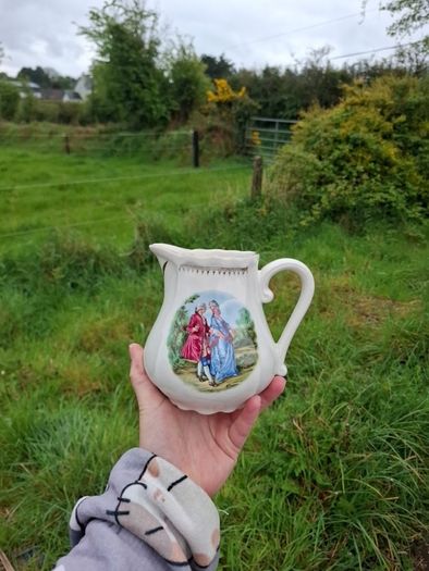 Marquise ceramic pitcher postage possible