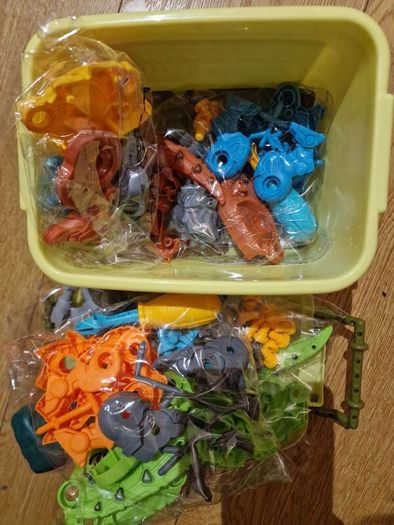 Dinosaur Re Assembly Playset