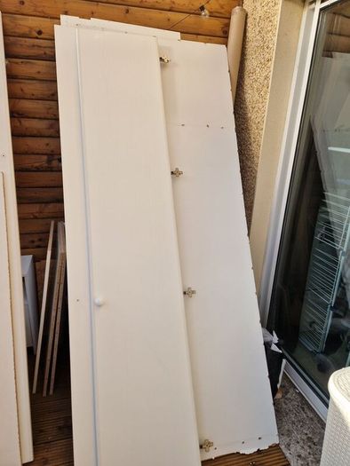 Built in wardrobe