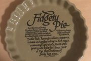 Pearson Fidgety Pie Dish