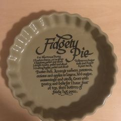 Pearson Fidgety Pie Dish