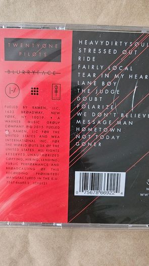 Twenty One Pilots - Blurryface. New CD