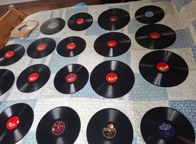 18 Gramaphone Records