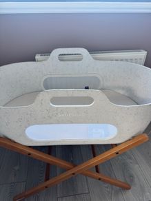Snuzpod Moses basket
