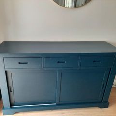 sideboard