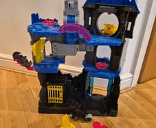 fisherprice  imaginext DC super friends playlet Wayne manor Batcave